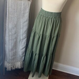 eesome olive green peasant skirt